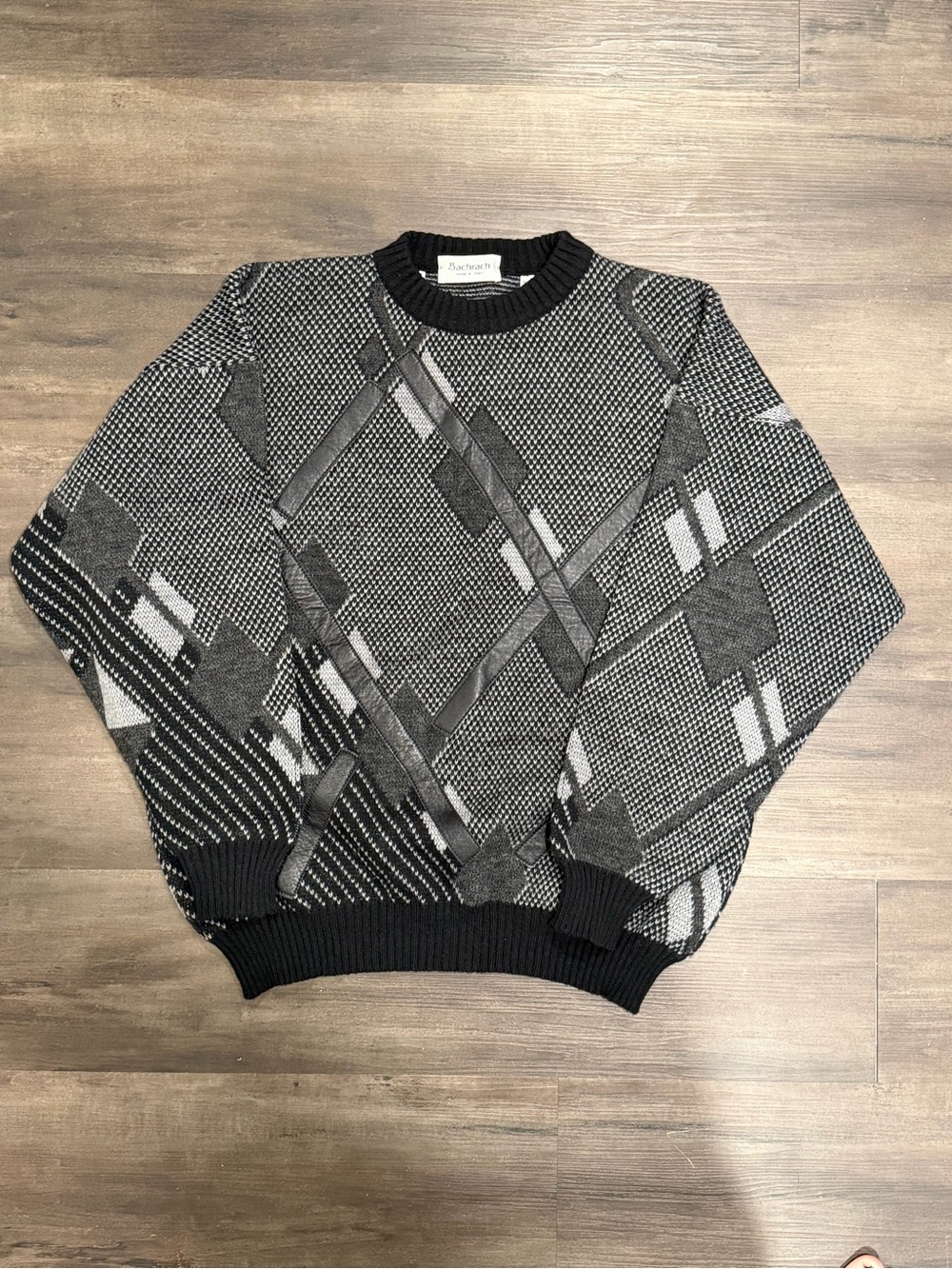 VTG Bachrach Men's M Gray Black White Geometric Retro Knit Crewneck Sweater